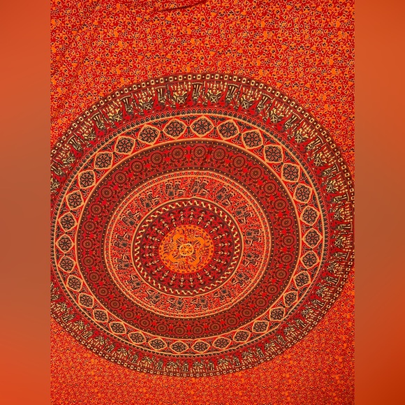 Urban Outfitters Tapestry - Picture 2 of 8